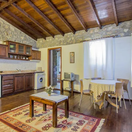 Doga מלון דירות 3*