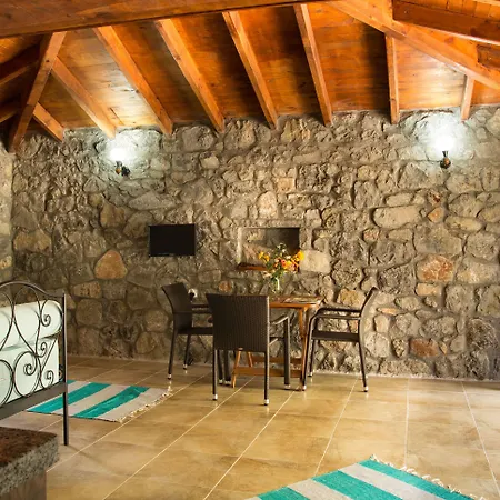 Doga מלון דירות 3*